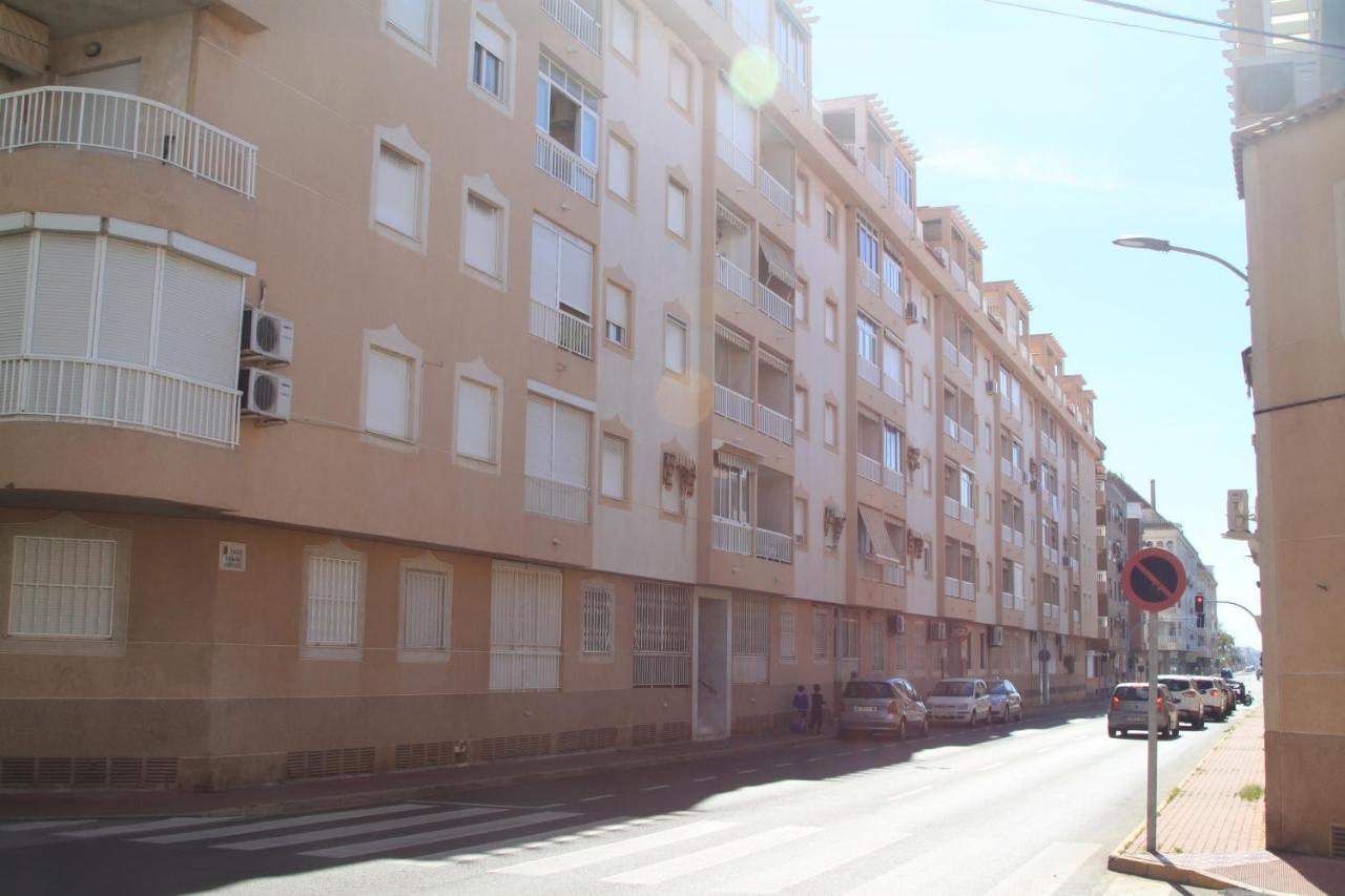Apartamento Urbano Arregui Lägenhet Torrevieja Exteriör bild