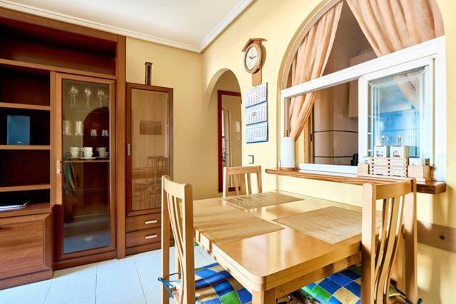 Apartamento Urbano Arregui Lägenhet Torrevieja Exteriör bild